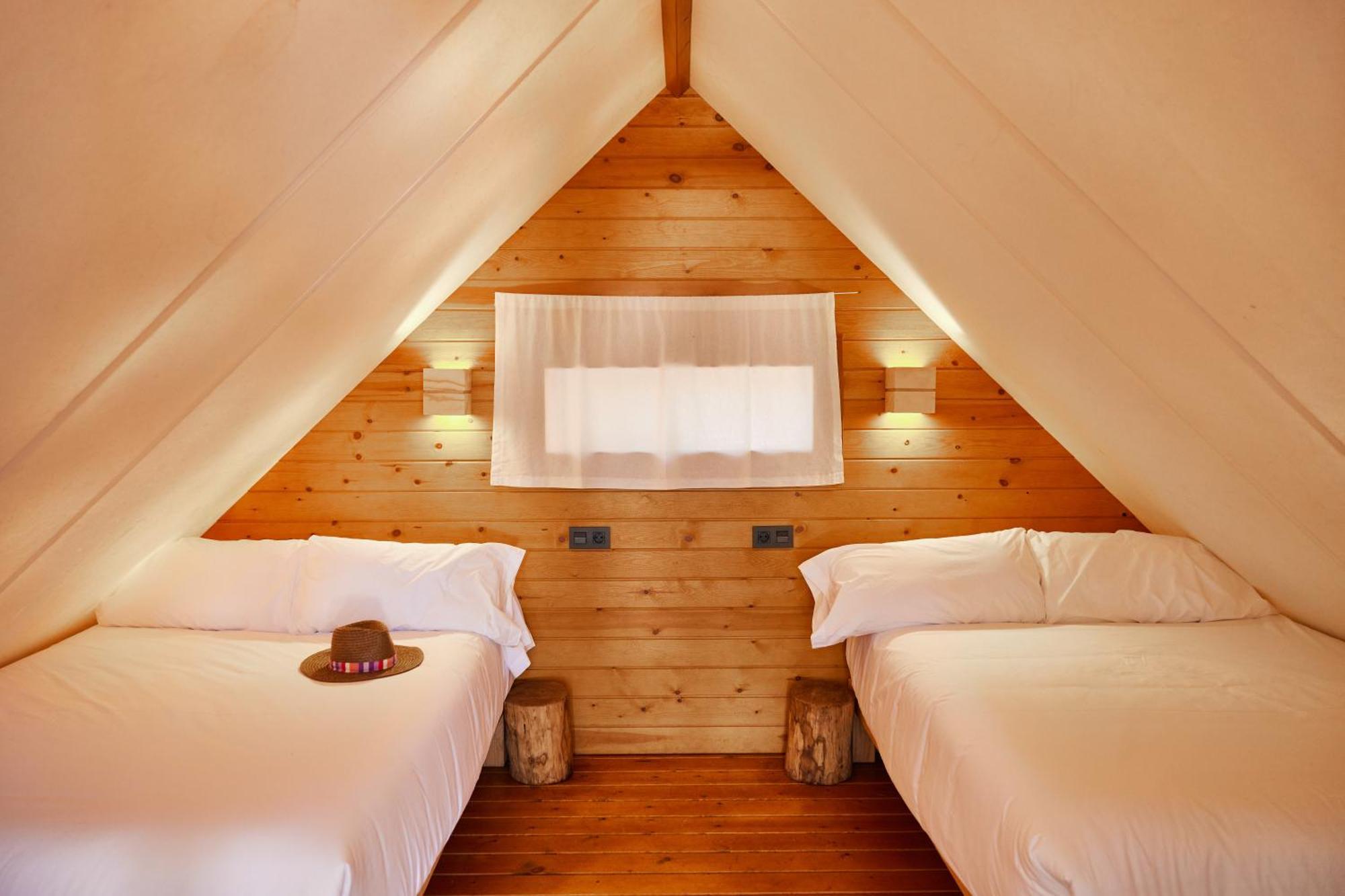 Glamping Tamaral con baño privado (4 personas)